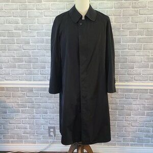 Hart Schaffner Marx Black Single Breasted Full Length Raincoat 40R Quiet Luxury